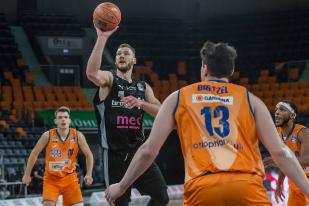 队的关键人 队的关键人