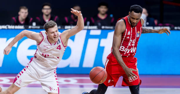 自摆乌龙 自摆乌龙